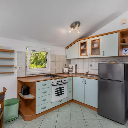 1 Bedroom Beautiful In Apartman Barbat na Rabu