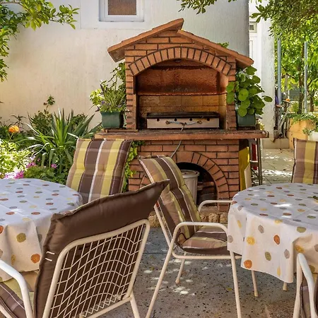 Apartmán Cozy In Barbat na Rabu